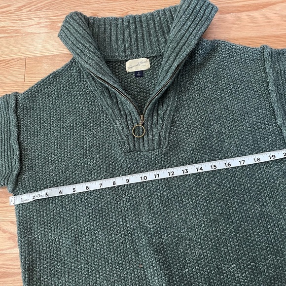 Universal threads 1/4 zip - Picture 2 of 4